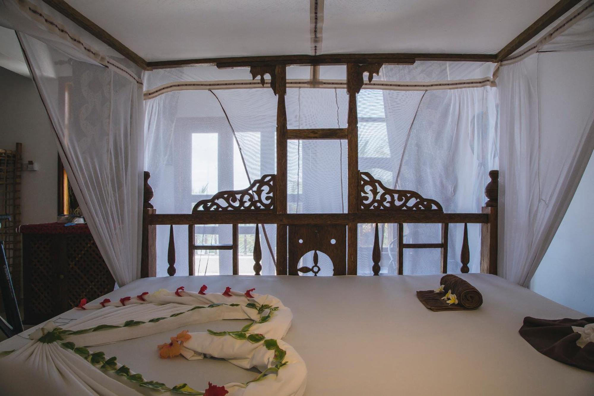 Moonshine Uroa Boutique Hotel Номер фото